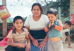 El Peral_testimonio_mama Fabricio.JPG