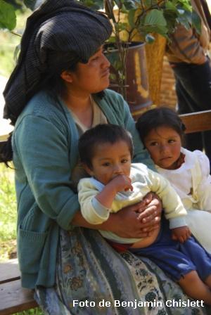 mujer_ninos.JPG